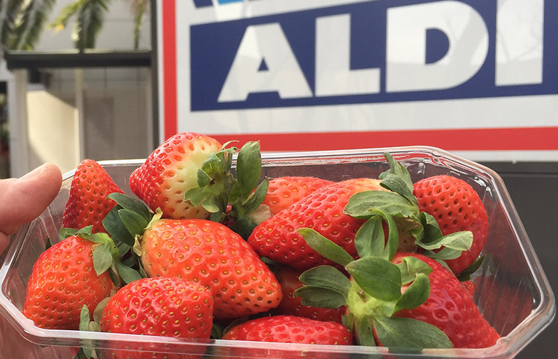 Supermercados Aldi, los últimos en ser denunciados a la AICA por dinamitar la campaña de fresas vendiendo a pérdidas