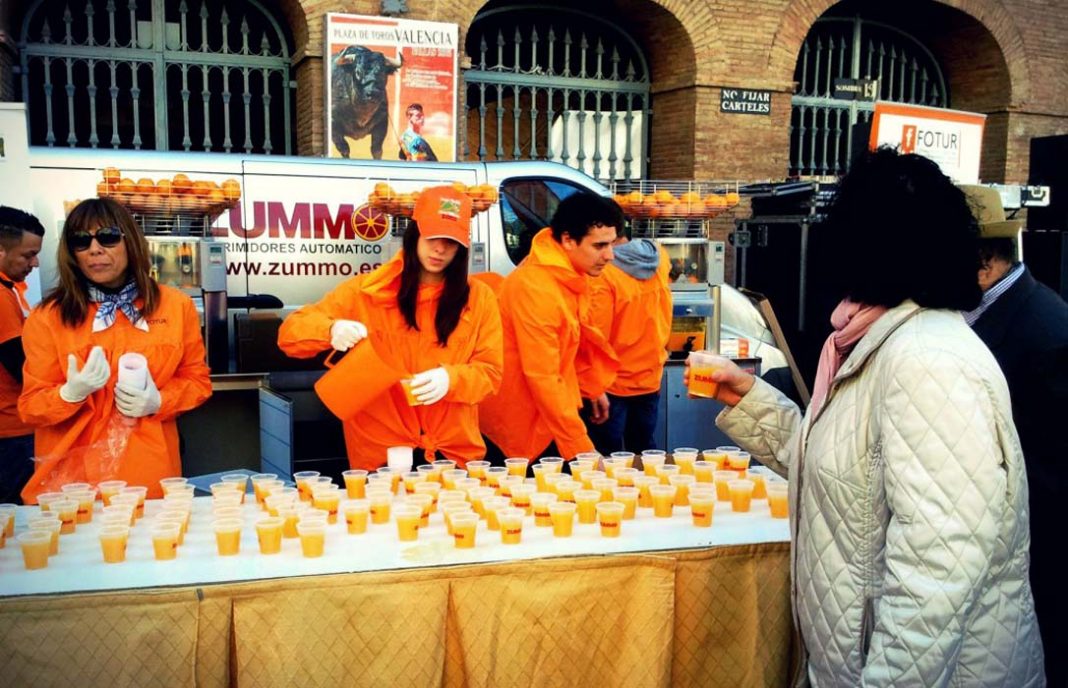 La Gran Naranjada Fallera rinde homenaje a la gran calidad de los cítricos valencianos