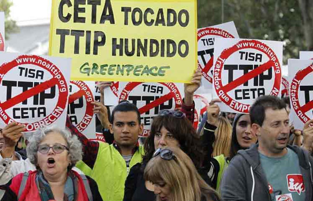 Podemos critica que PP y PSOE quieren una PAC a medida de los tratados de libre comercio