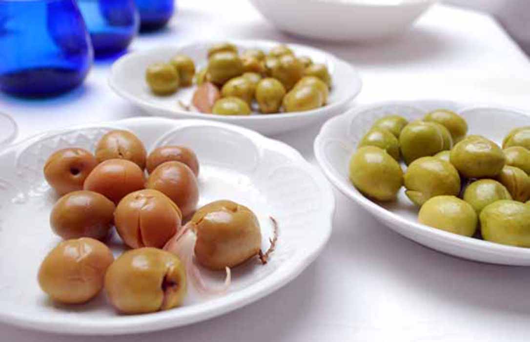El Ifapa se ‘come’ las aceitunas de mesa procedentes de su Colección Mundial de Variedades de Olivo