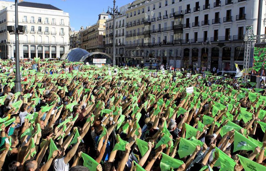 Los animalistas toman las calles de Madrid para intentar prohibir la tauromaquia