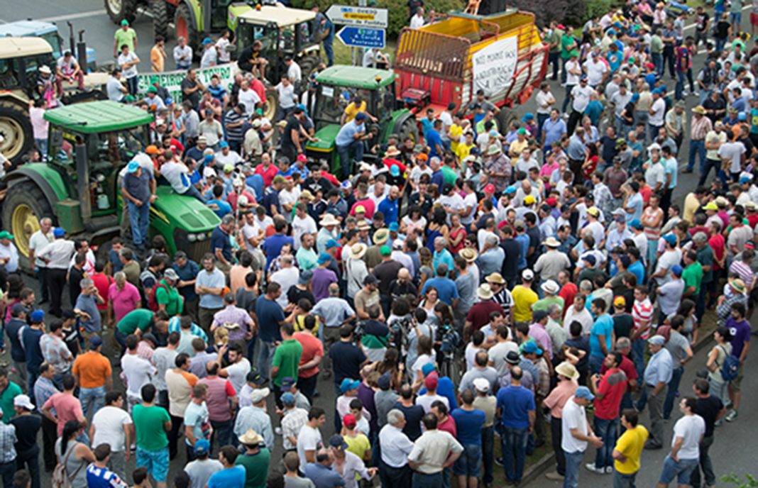 Miles de personas se manifestarán este sábado 18 en Santiago para exigir que no se abandone al medio rural