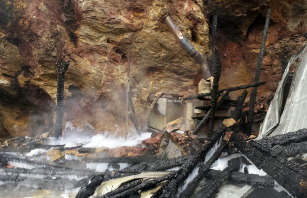 Fallecen las tres jirafas del parque de Cabárceno al incendiarse su cabaña en la noche de Reyes