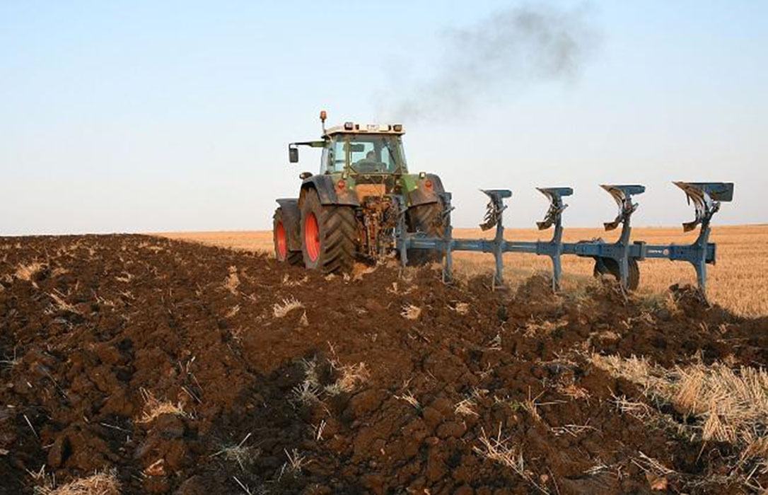 Rechazo unánime: La CE logra poner a todo el sector agrario en contra de su propuesta de la PAC