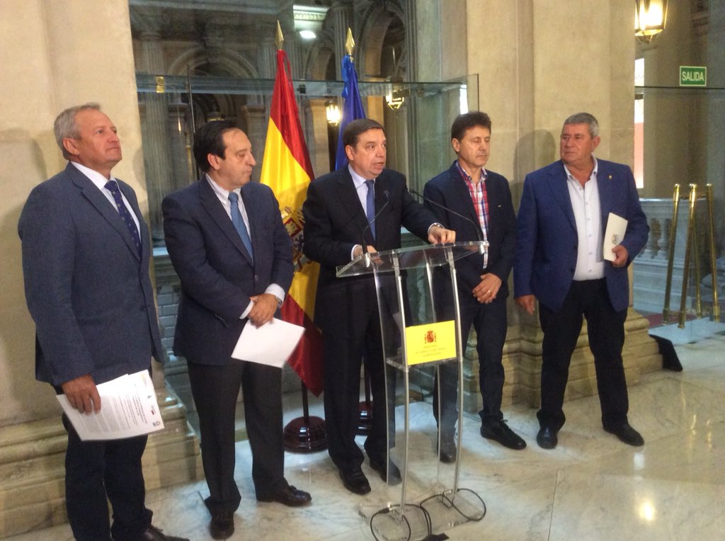 Planas apoya el documento de las organizaciones en defensa de la PAC: es «profundamente español y europeo»