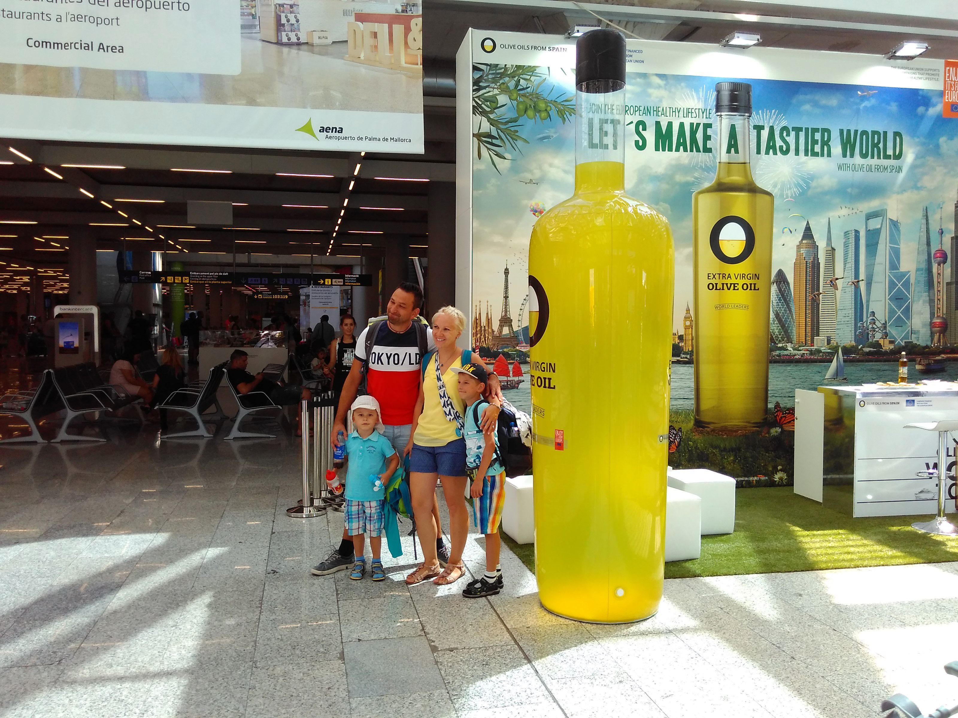 Promoción turística: Todos los viajeros del aeropuerto de Palma de Mallorca podrán disfrutar del aceite de oliva