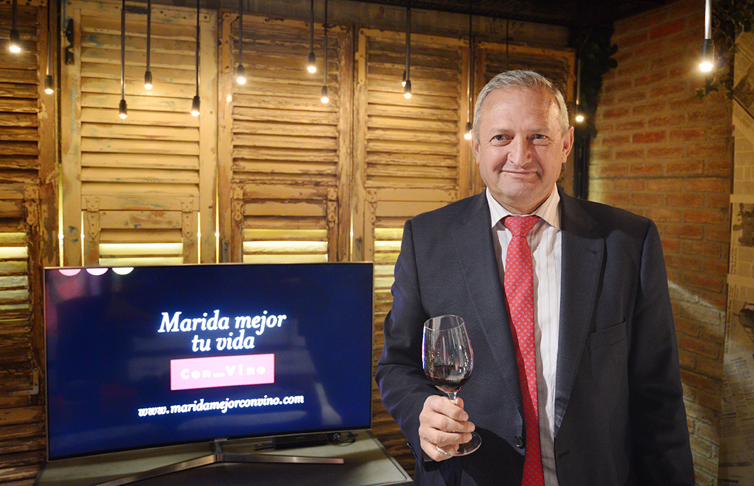 Ángel Villafranca, reelegido presidente de la Interprofesional del Vino de España