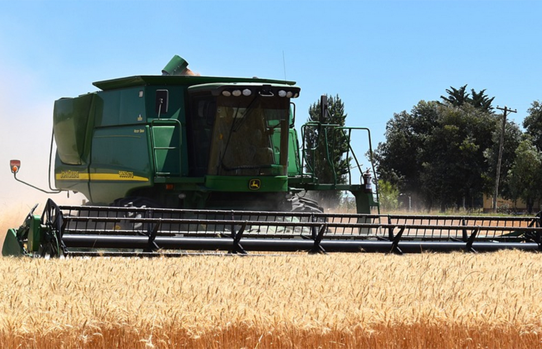 Coletazos de la sequía: La venta de cosechadoras de cereales nuevas registra la peor cifra desde 2005