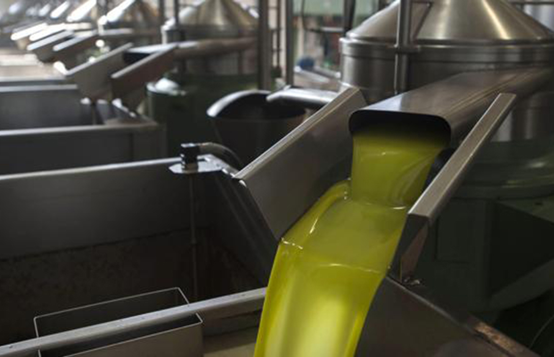 PAC post 2020: Baraja incluir una autorregulación en el mercado del aceite similar a la del vino