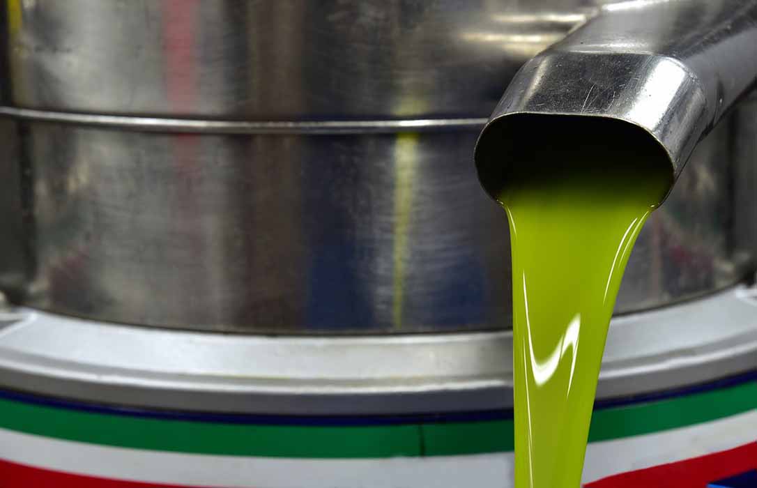 Subidas generalizadas en el aceite de oliva, que han alcanzado hasta los 50 euros por tonelada