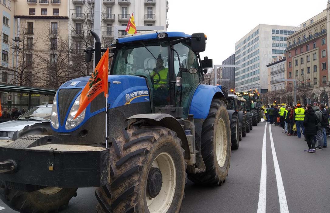 Unidad del sector en la C. Valenciana con una tractorada el día 5 con aire de huelga general en Requena