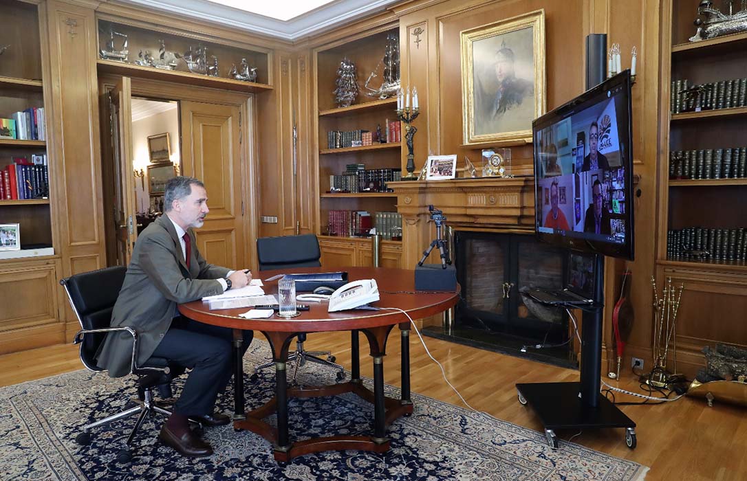 El Rey Felipe VI reconoce por videoconferencia la labor del sector hortofrutícola y del vino en tiempos de crisis