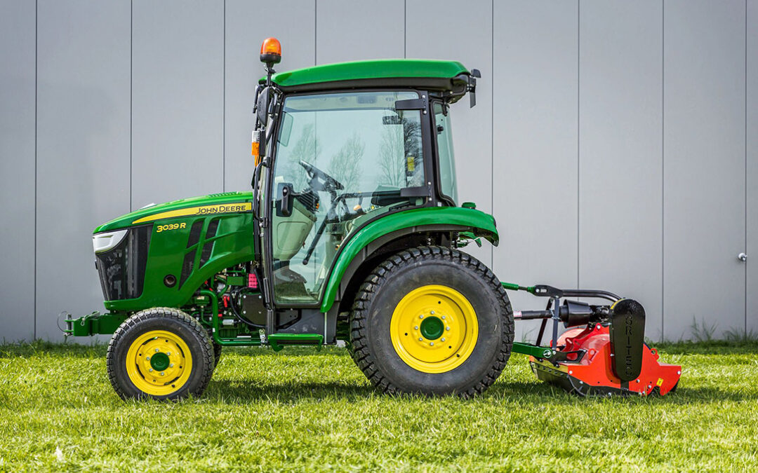 John Deere presenta sus novedades de tractores compactos adaptado a las emisiones de la Normativa Europea