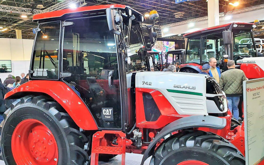 La empresa de tractores MTZ Belarus aterriza en Lleida en la Feria de Sant Miquel para abrir mercado en el sur de Europa