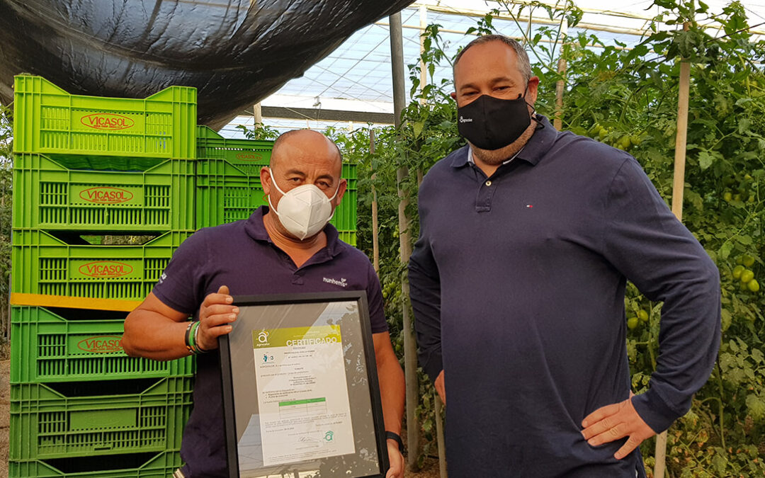 Un agricultor almeriense, primero del mundo con el certificado de riego eficiente H3+
