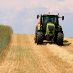 Planas insiste en alcanzar un pacto de Estado sobre la PAC «que beneficie a la inmensa clase media de la agricultura española» 4 Planas insiste en alcanzar un pacto de Estado sobre la PAC «que beneficie a la inmensa clase media de la agricultura española» 3