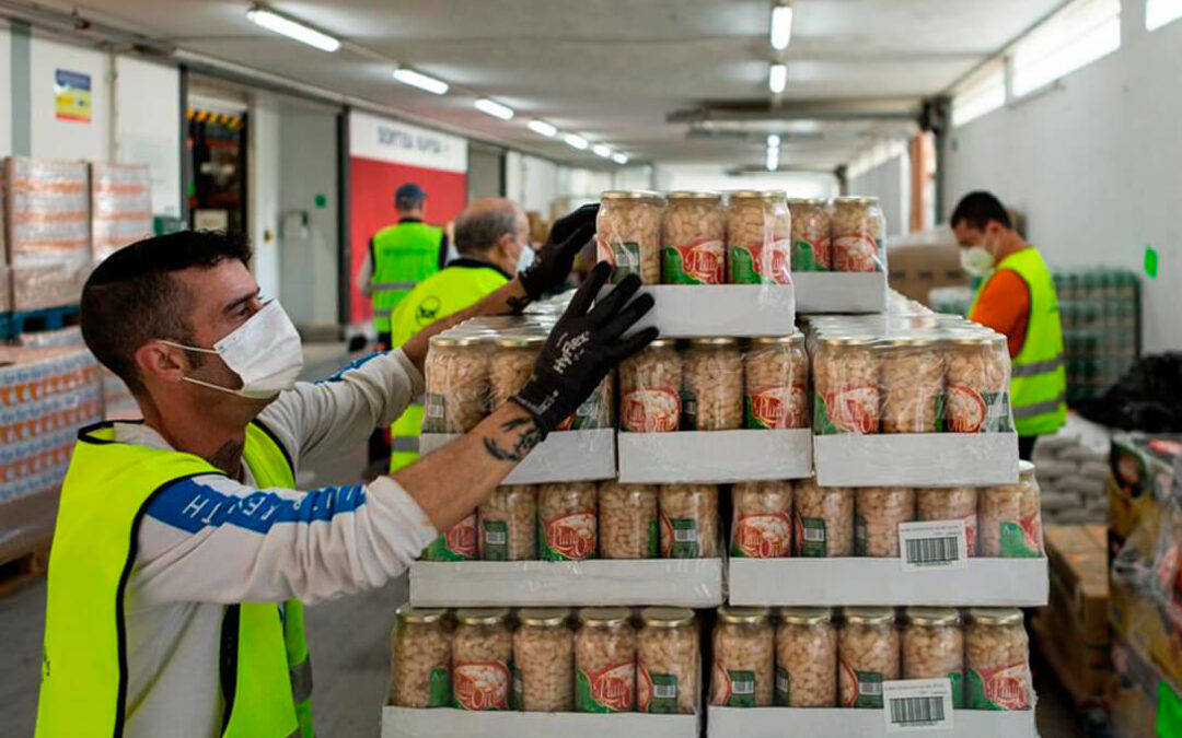 Las empresas de la Fundación Alimentum donan 200.000 kilos de alimentos y bebidas a los bancos de alimentos
