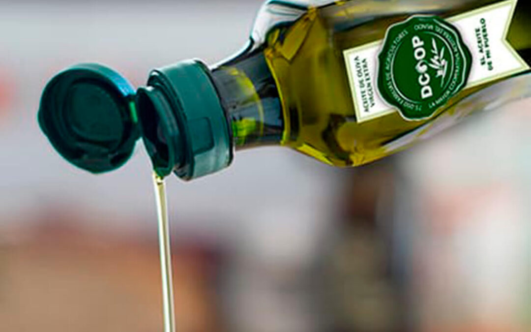 Primer aviso del sector agrario: Dcoop advierte de que ve irremediable subir el precio del aceite de oliva por los mayores costes