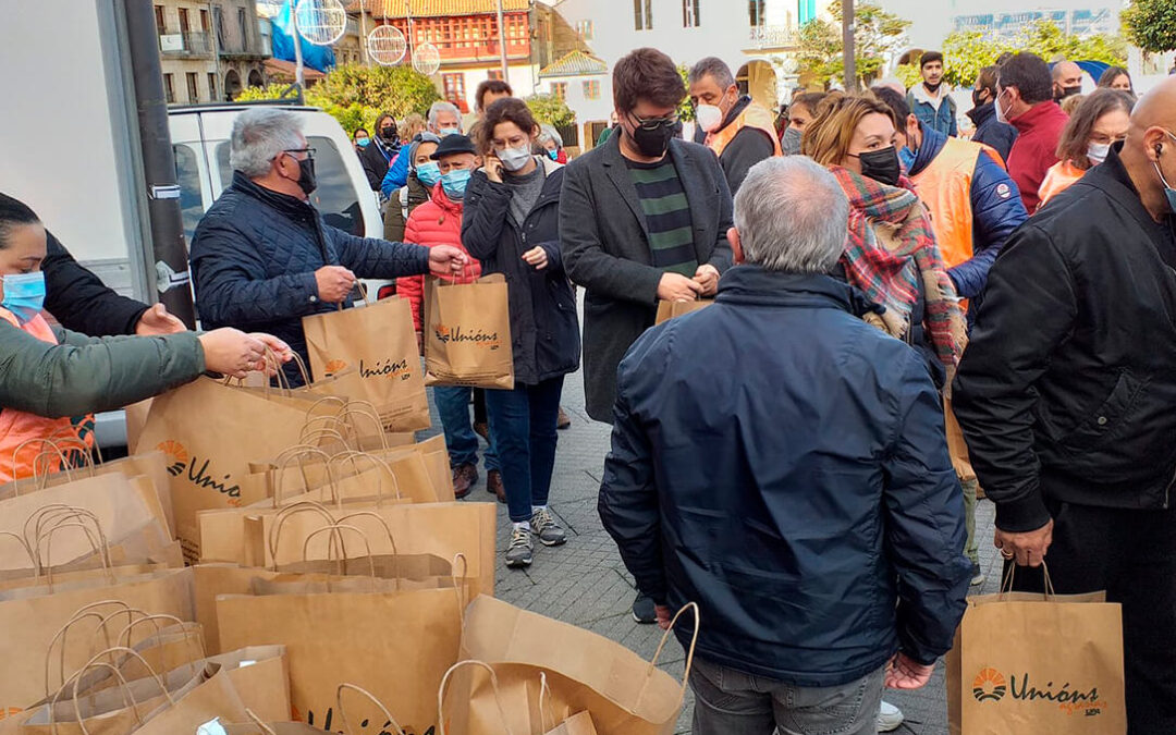 Respuesta a los bajos precios en origen: Hoy no se ha vendido ni un pollo en Pontevedra, los avicultores los han regalado como protesta
