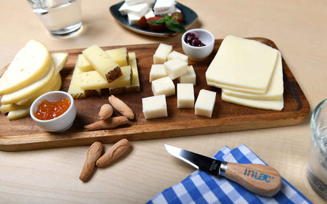 La Interprofesional láctea presenta la mejor tabla de quesos para llevarse ‘de puente’ en la antesala de la Navidad