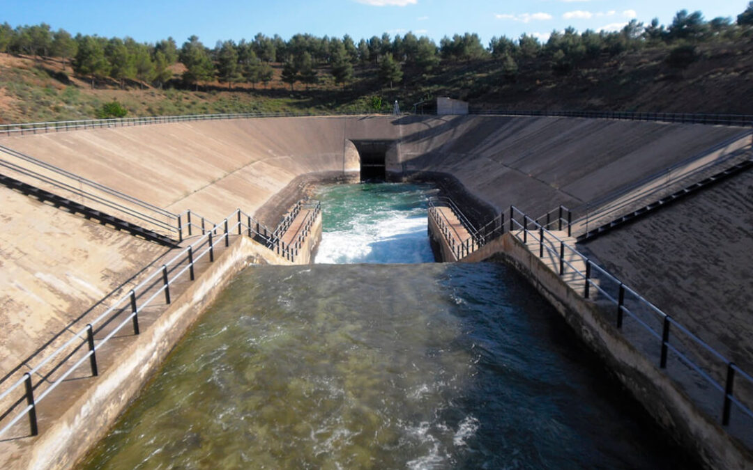 Advierten de que impugnará cualquier acuerdo que suponga una reducción en los caudales de agua trasvasada del Tajo-Segura