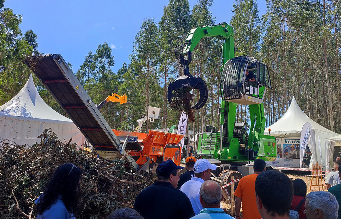 La feria Galiforest Abanca muestra maquinaria, equipos y recambios forestales con un valor superior a los 40 millones