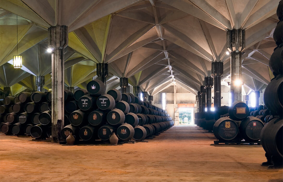 La familia Medina vende otro 20% de la bodega jerezana Williams & Humbert a The Keepers Holding Inc - Vimarsana News