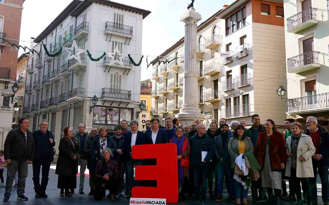 El mundo rural busca una voz propia: nace la Federación de Partidos de la España Vaciada, con Tomás Guitarte como portavoz