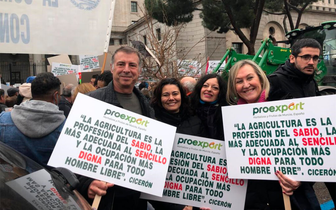 Duro ataque de Proexport: «El ataque de la ministra Ribera a los agricultores del Trasvase está basado en mentiras»
