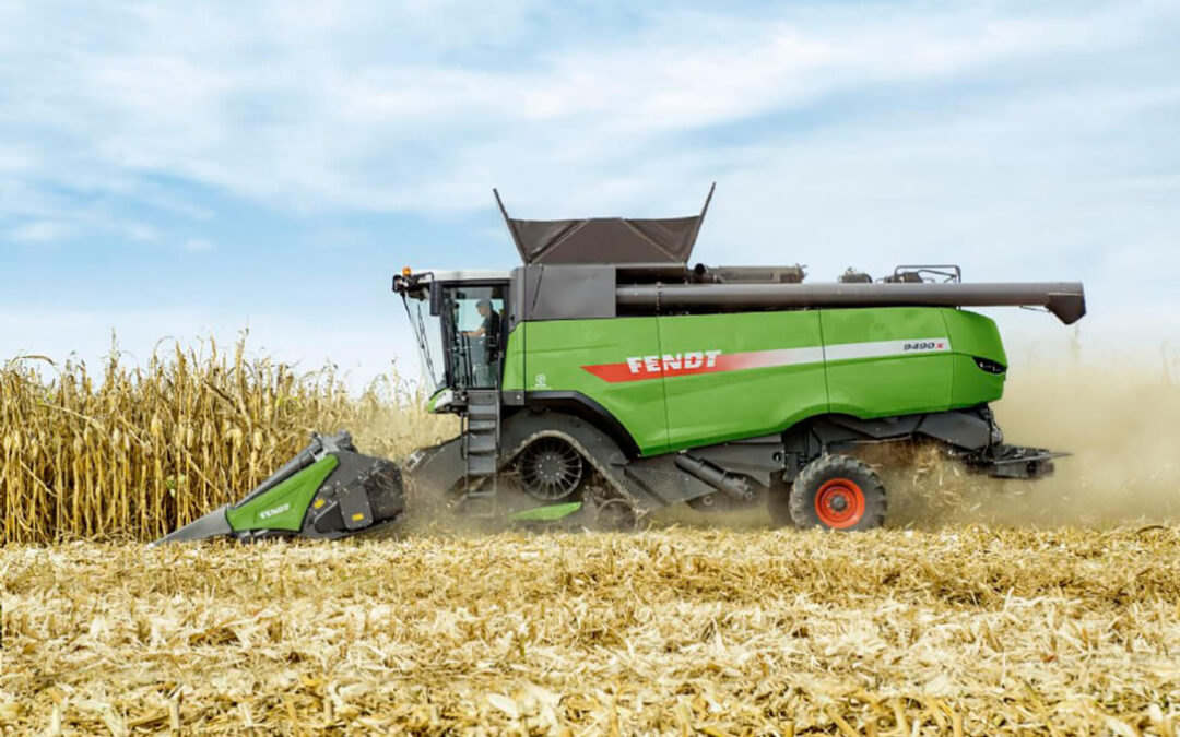 El mejor tiempo permite a los agricultores sacar sus cosechadoras para recoger el maíz pendiente mientras los precios siguen estables en León