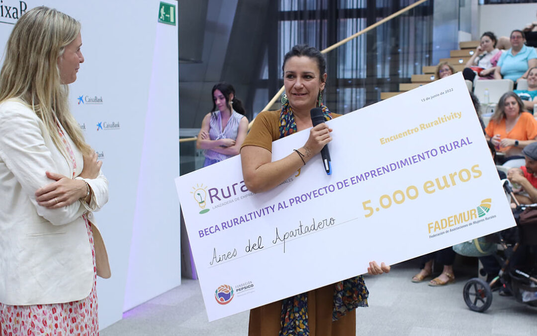 Última semana para solicitar una de las diez becas de 5.000 euros para emprendedoras dentro de la lanzadera Ruraltivity