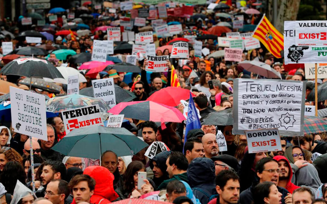 Cuatro años de revuelta de la España vaciada: No a ser un territorio de sacrificio para macrogranjas y megaproyectos energéticos