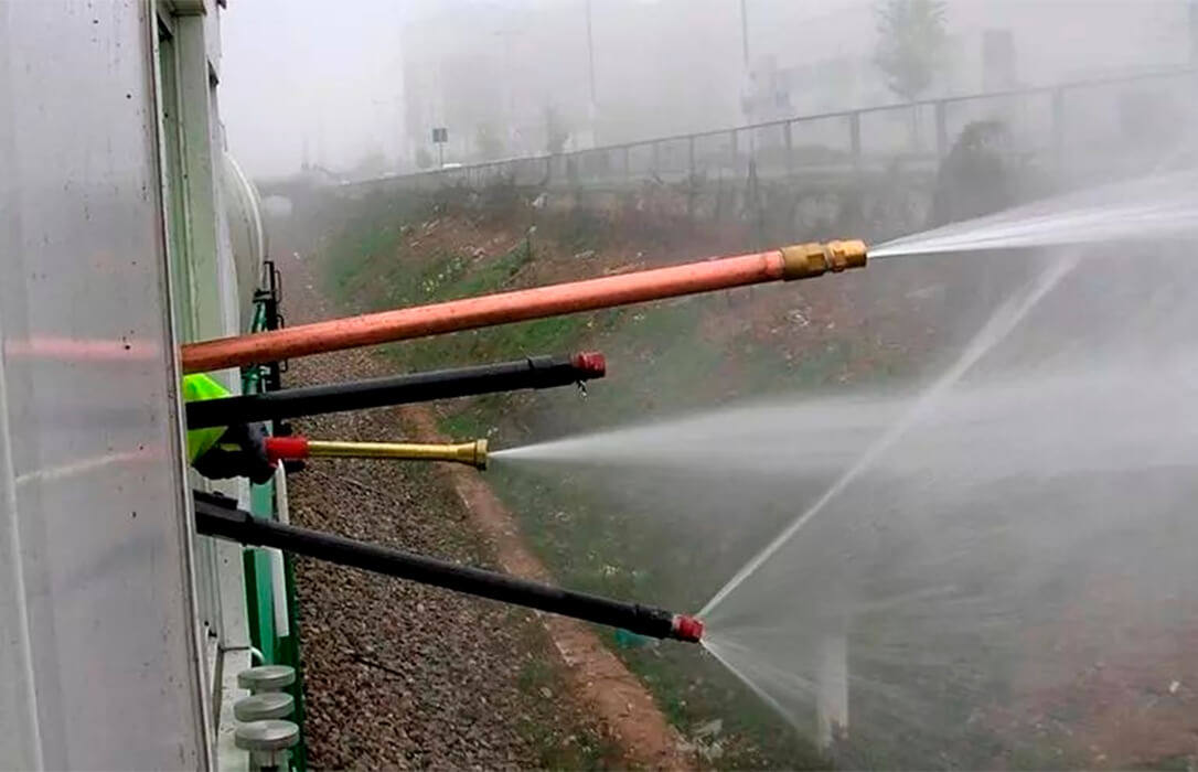 ADIF vuelve a contaminar con herbicida las inmediaciones de la vía del tren en Calahorra, intoxicando a las ovejas