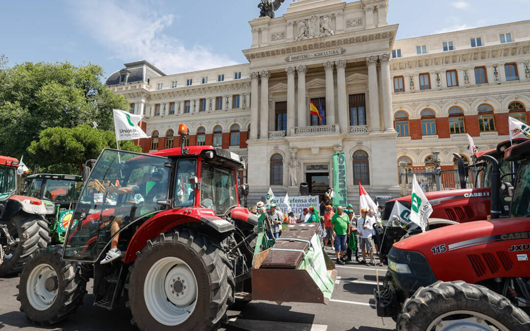 Comunican a las Subdelegaciones del Gobierno la asistencia de al menos 500 tractores a la Manifestación del 21F ante Agricultura