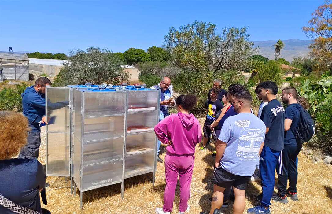 El Ifapa forma en el deshidratado de hortalizas con su proyecto Alpujarra Agroecológica para dar una salida a los excedentes