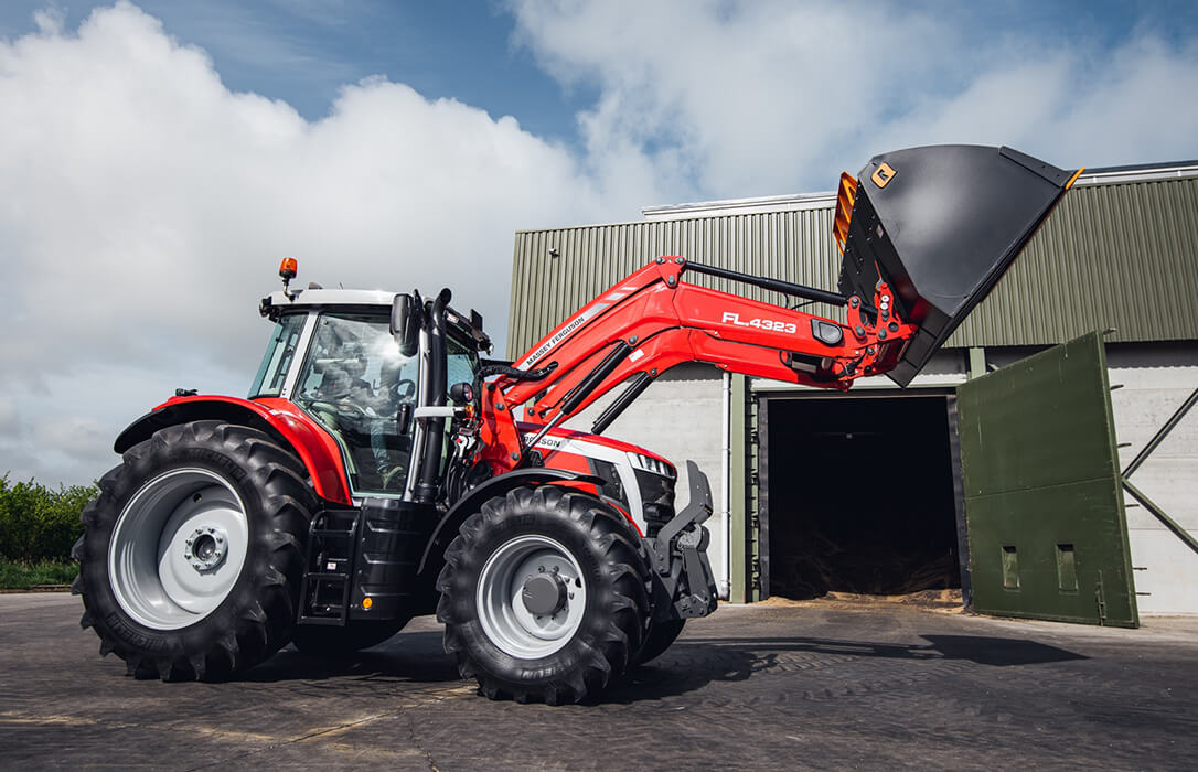 MF 6S.180 Dyna-VT gana el prestigioso Premio Tractor de España 2024/25 en la categoría de 101-200 CV: un todoterreno al servicio del campo