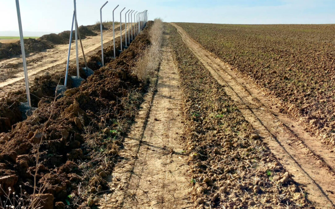 2024 se cierra con otro año de maltrato a los agricultores con las obras de construcción del AVE a Cantabria