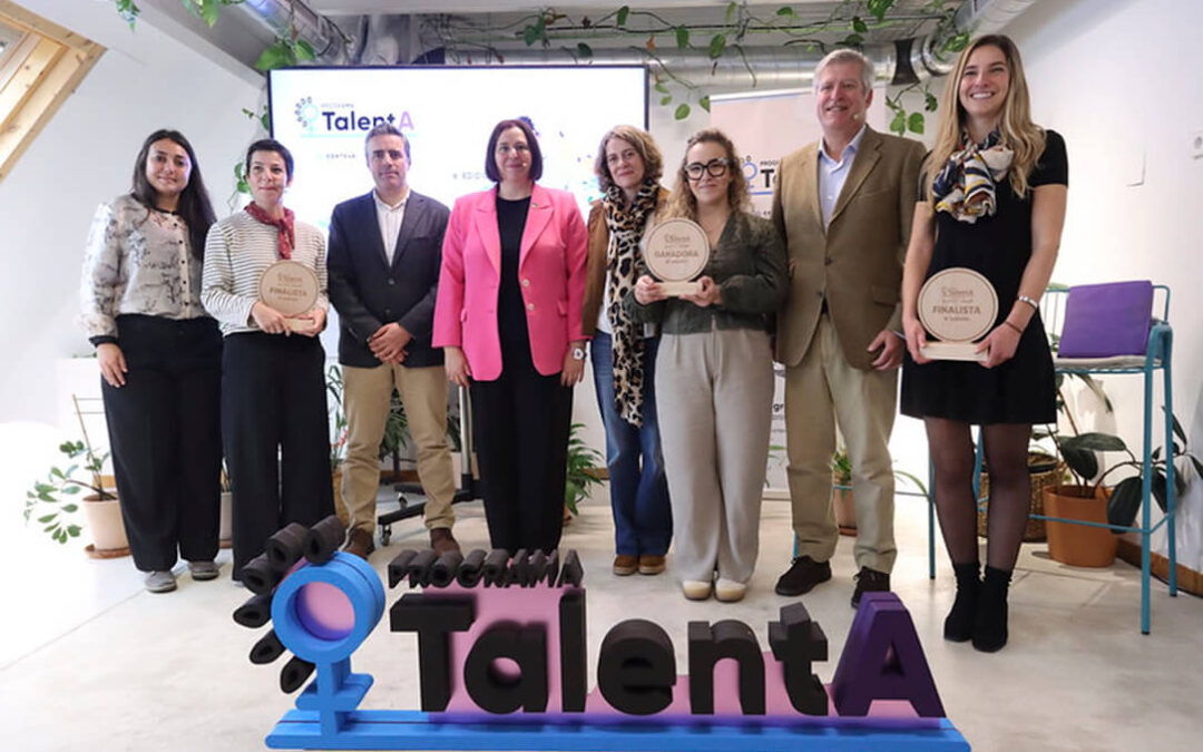 Sandra de Blas gana con Natursnacks la 6ª edición del Programa TalentA de Corteva y FADEMUR de emprendimiento de las mujeres rurales