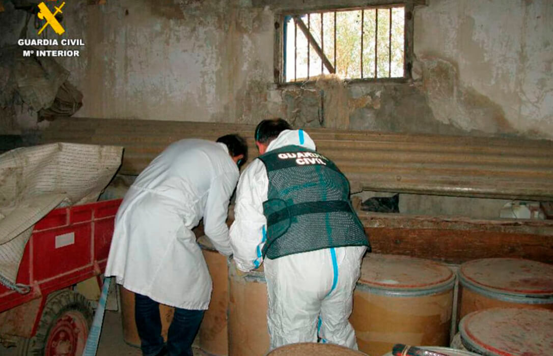 El Seprona pone freno a la ‘plaga’ de los fitosanitarios ilegales: 100 toneladas de pesticidas ilícitos incautados en tres campañas