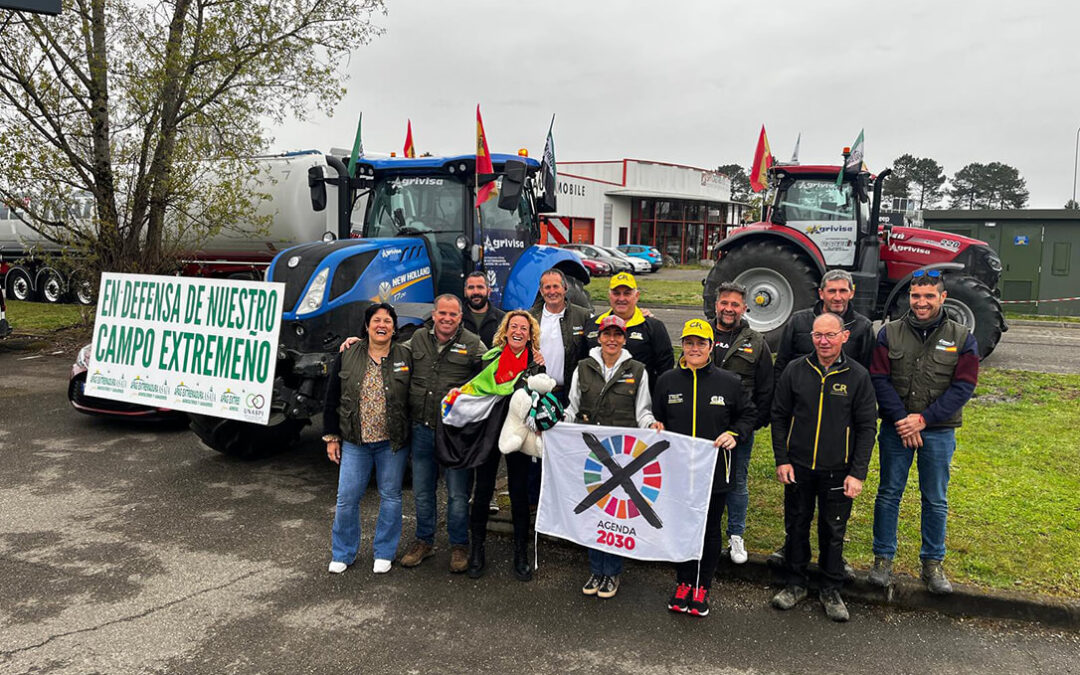 La tractorada a Bruselas cruza la frontera con Francia y supera las inclemencias meteorológicas con el respaldo del sector español y galo
