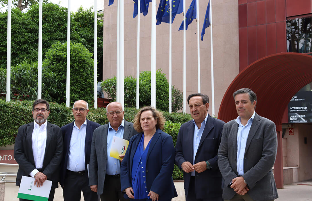 ‘El castillo de naipes de la UE’: el sector agrario presenta un manifiesto ante Europa en defensa de una PAC fuerte y bien financiada