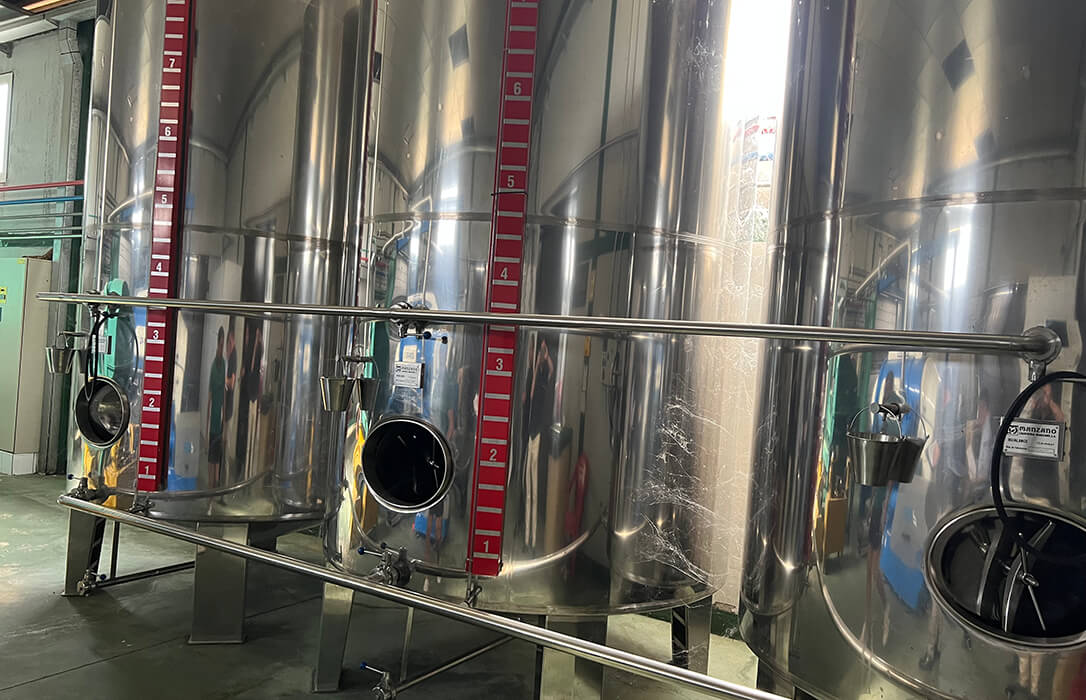 Sale a subasta una almazara completa en Granada, valorada en 1.800.000 euros, con instalación para producir aceite de oliva virgen extra