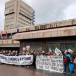 Los afectados por la supresión de paradas del AVE en Zamora por la presión de Vigo protestan en el encendido y advierten: «Si no para, lo pararemos nosotros»