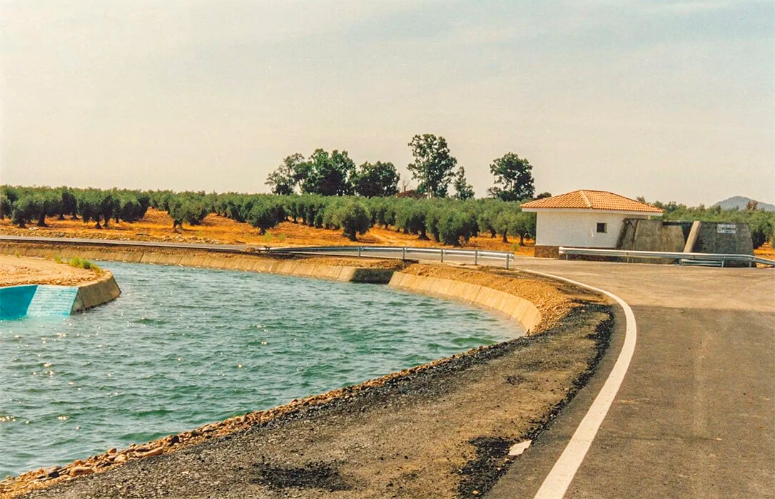 Los regantes piden las cuentas claras: solicitan todos los importes económicos recibidos por la Confederación Hidrográfica del Guadiana