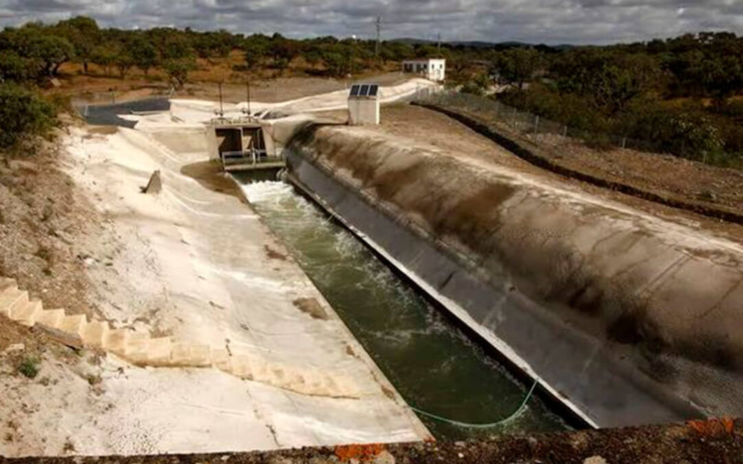 Feragua denuncia el agravio del estado con los regantes de Granada, excluidos de la condonación de cánones y tarifas pese a sus restricciones