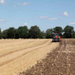 The European Commission proposes adjustments to the new EU budget and the CAP: nothing changes, but it obliges member states to spend 101% on the agricultural sector.