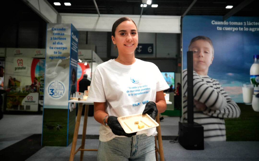 InLac anima a los jóvenes en Expo Sagris a quedarse y emprender en el medio rural para lo que impulsa su campaña “Te lo Agradece»