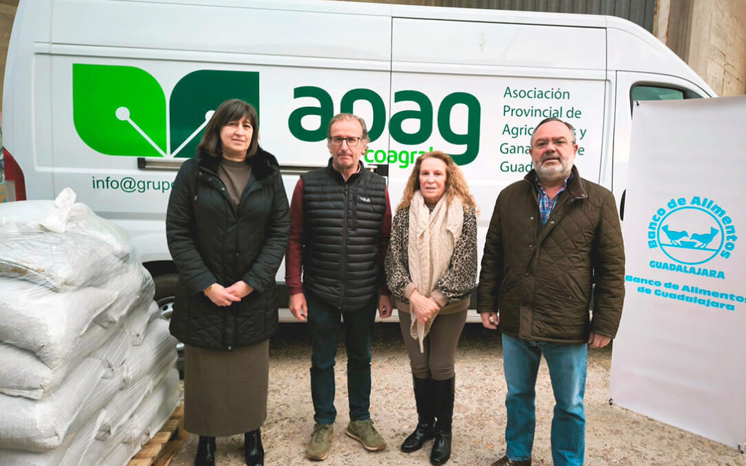 Solidaridad navideña: donan 1.000 kilos de garbanzos al Banco de Alimentos de Guadalajara en dos iniciativas solidarias