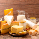 China impone aranceles provisionales de hasta el 42,7% a algunos lácteos europeos: España es de los países más afectados