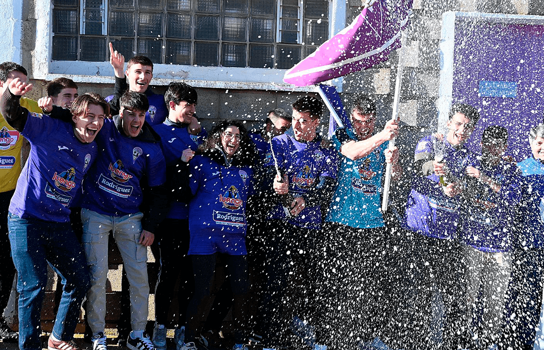 La Lotería sonríe a quien más ha sufrido: de los incendios forestales del verano y el cierre de Azucarera, la Bañeza disfruta del Gordo